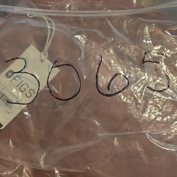 FIGS Women's Small Yola Maternity 2.0 Petite Scrub Pants New w/ Tags! - Picture 4 of 4